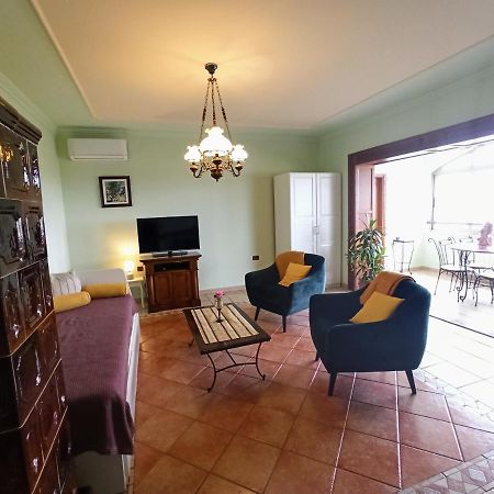 Villa Margerita With Private Pool, Yard And Parking Kastelir Ngoại thất bức ảnh