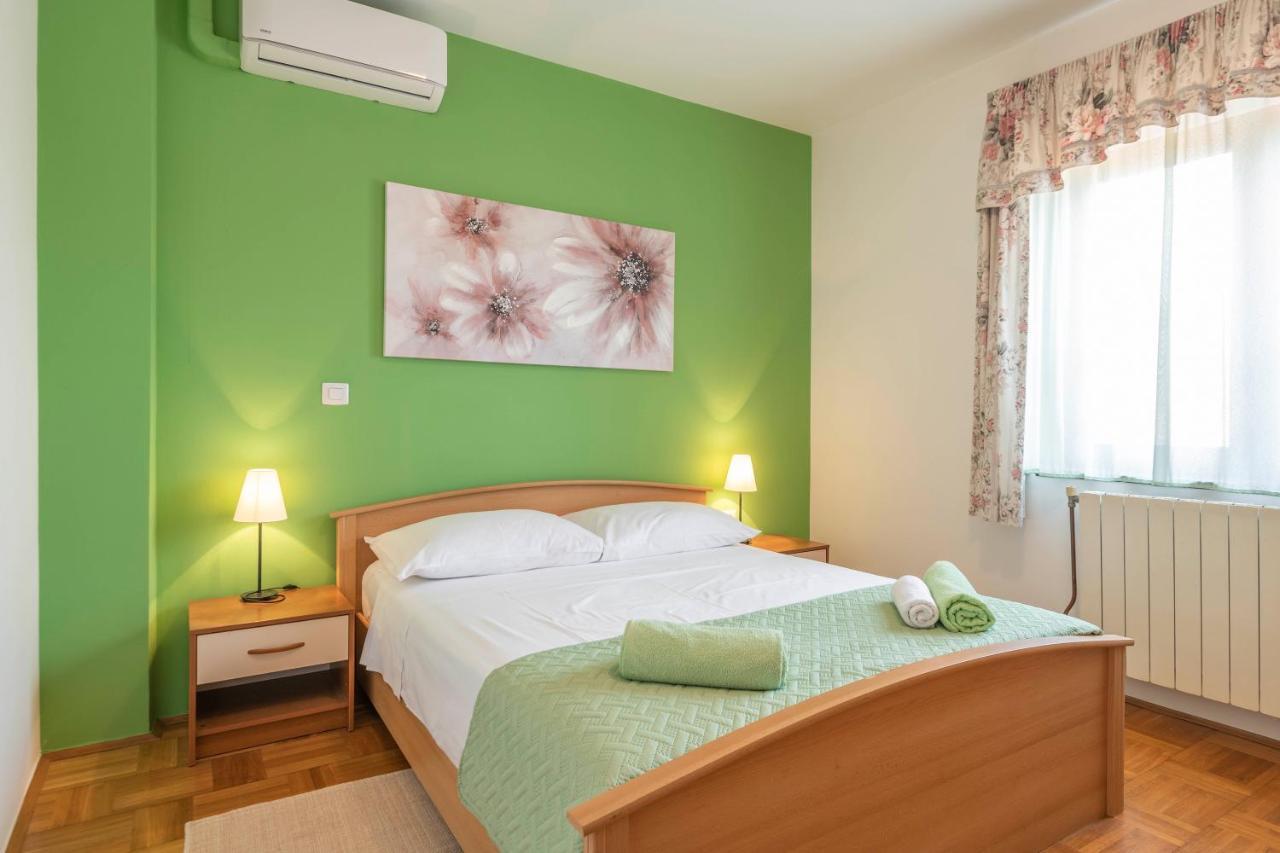 Villa Margerita With Private Pool, Yard And Parking Kastelir Ngoại thất bức ảnh