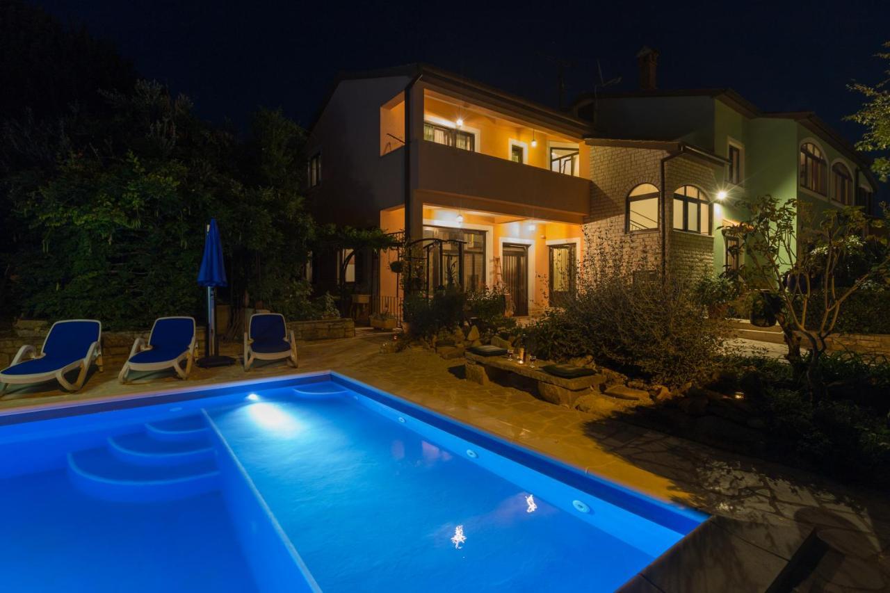 Villa Margerita With Private Pool, Yard And Parking Kastelir Ngoại thất bức ảnh