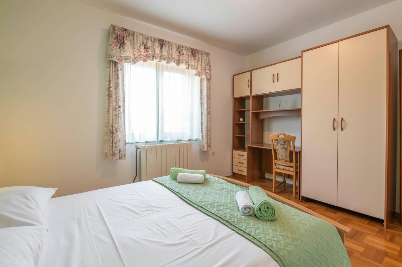 Villa Margerita With Private Pool, Yard And Parking Kastelir Ngoại thất bức ảnh