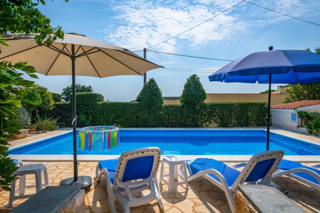 Villa Margerita With Private Pool, Yard And Parking Kastelir Ngoại thất bức ảnh