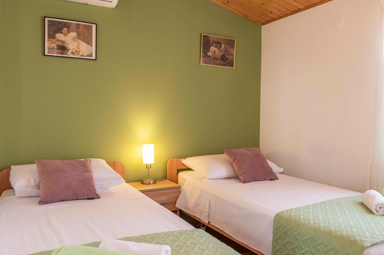 Villa Margerita With Private Pool, Yard And Parking Kastelir Ngoại thất bức ảnh