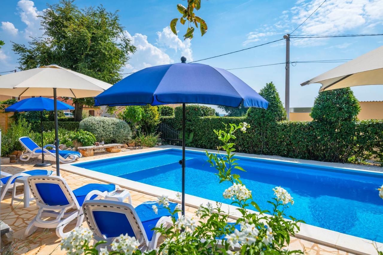Villa Margerita With Private Pool, Yard And Parking Kastelir Ngoại thất bức ảnh