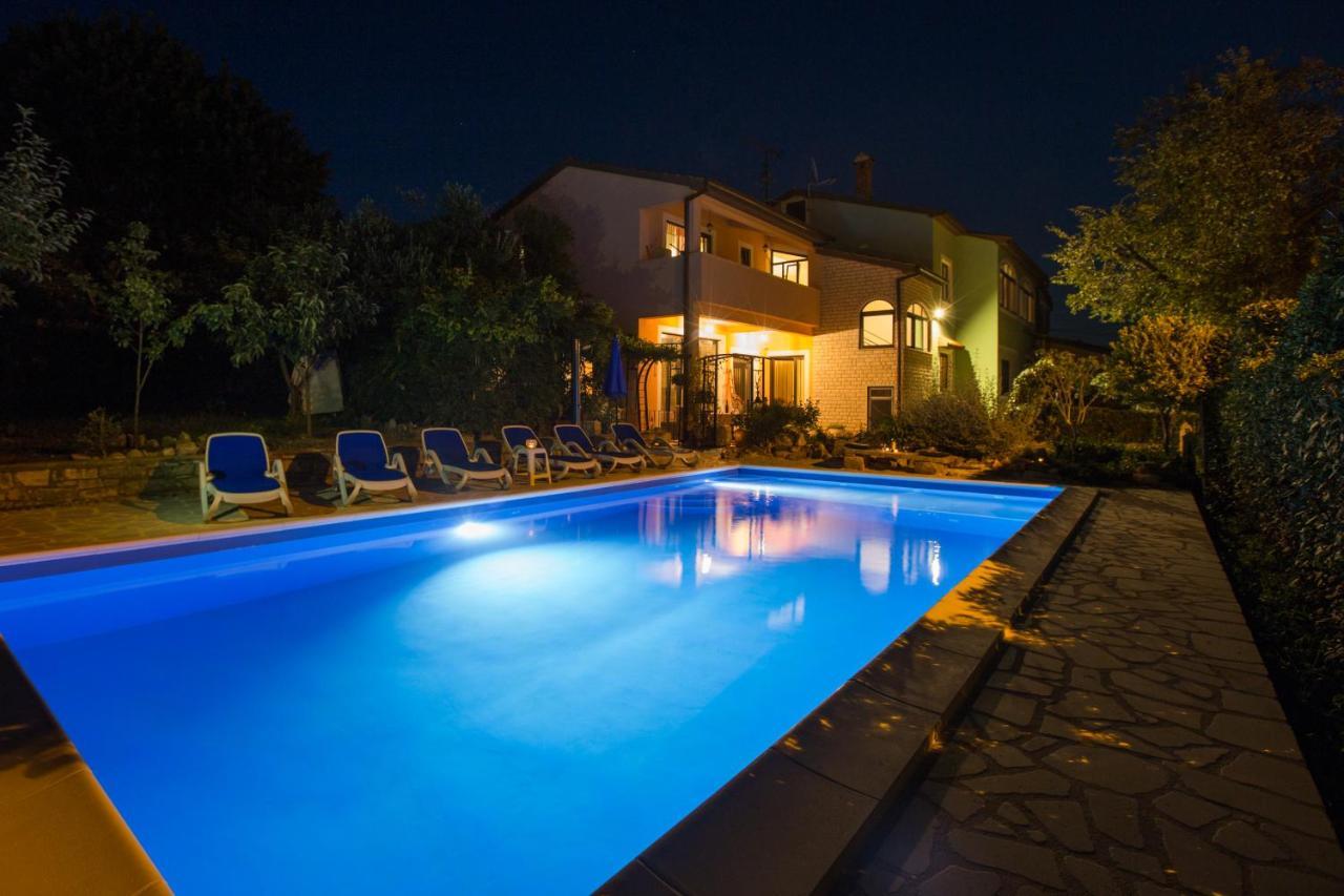 Villa Margerita With Private Pool, Yard And Parking Kastelir Ngoại thất bức ảnh