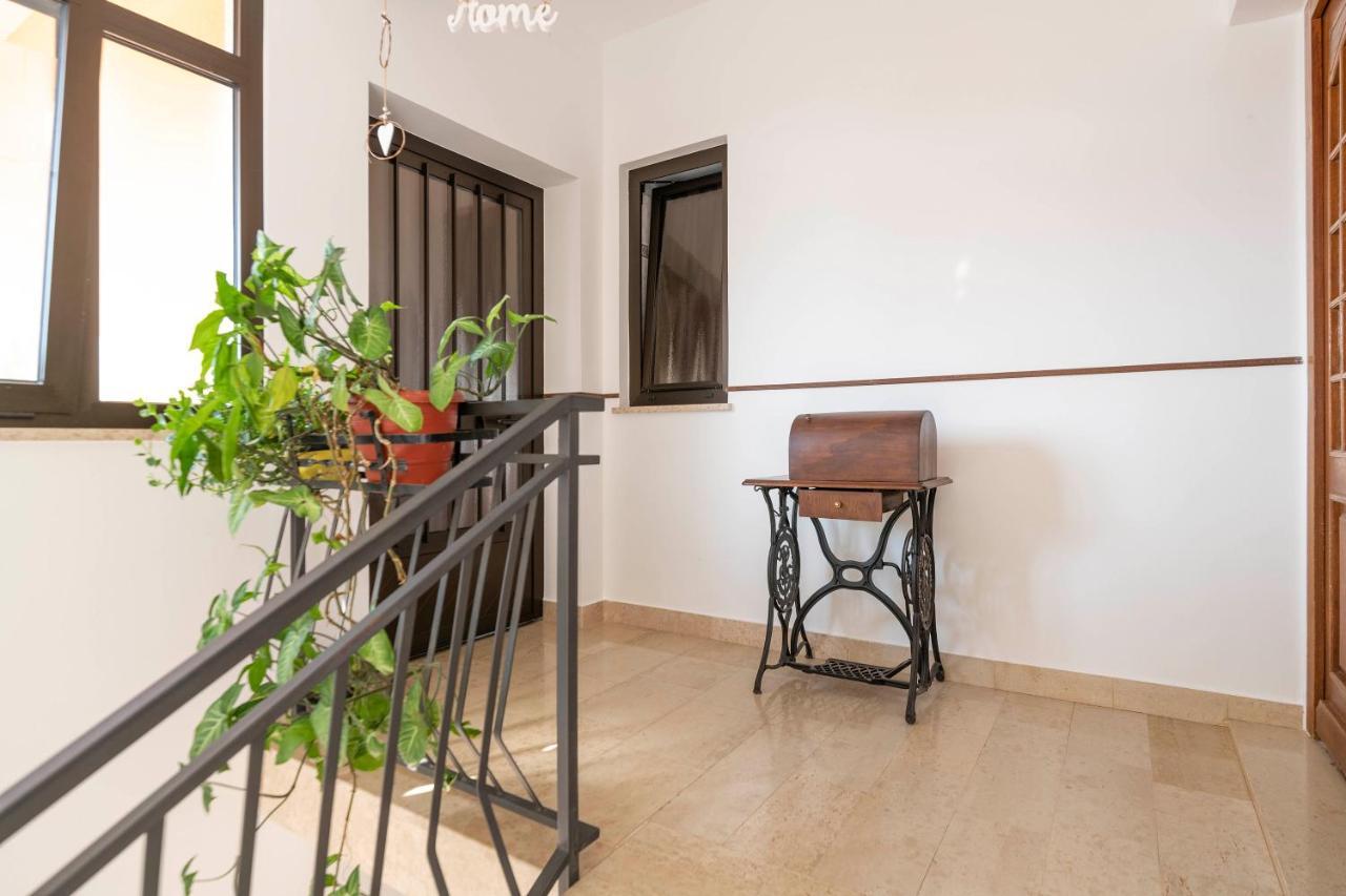Villa Margerita With Private Pool, Yard And Parking Kastelir Ngoại thất bức ảnh